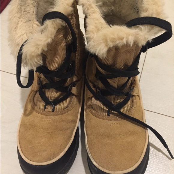 LNWOT Sorel - Youth Unisex Little Tivoli III Non Shell Boot - Picture 4 of 5